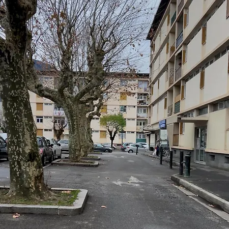 شقة Le Petit Savoyard البيتفيل